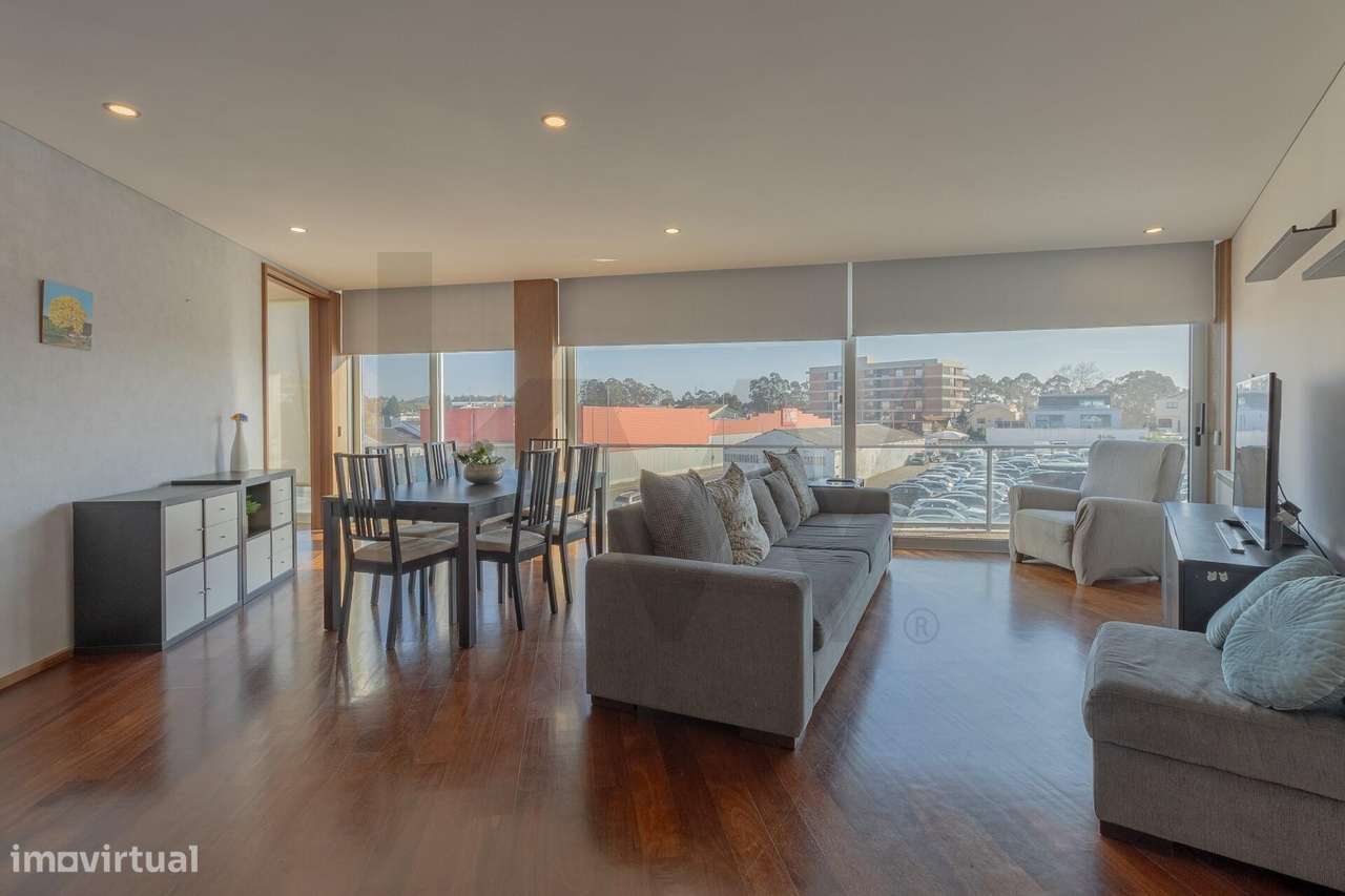 Apartamento T3 Com Garagem BOX e Varandas em Santa Marinha, Vila Nova - Grande imagem: 5/36