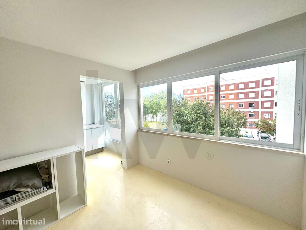 Apartamento T2+1 com excelente exposição solar em São Julião da Barra- - Grande imagem: 5/14