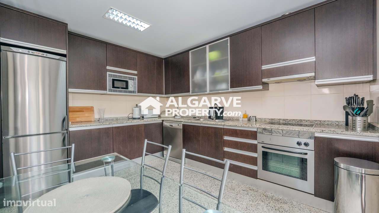 Moradia 5 Quartos no Golfe a poucos minutos da praia e marina de Vilam-5