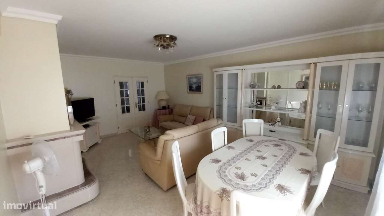 T2 para arrendamento em Faro, Santa Bárbara de Nexe - Grande imagem: 3/9