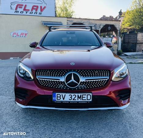 Mercedes-Benz GLC Coupe 300 4Matic 9G-TRONIC AMG Line - 24