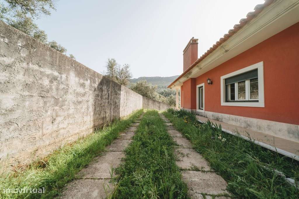 Moradia T7 isolada, com 5 suítes e vistas deslumbrantes-45