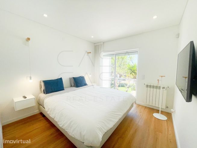 Moradia geminada T4 na Prestigiada Zona de Soltroia Rio-24