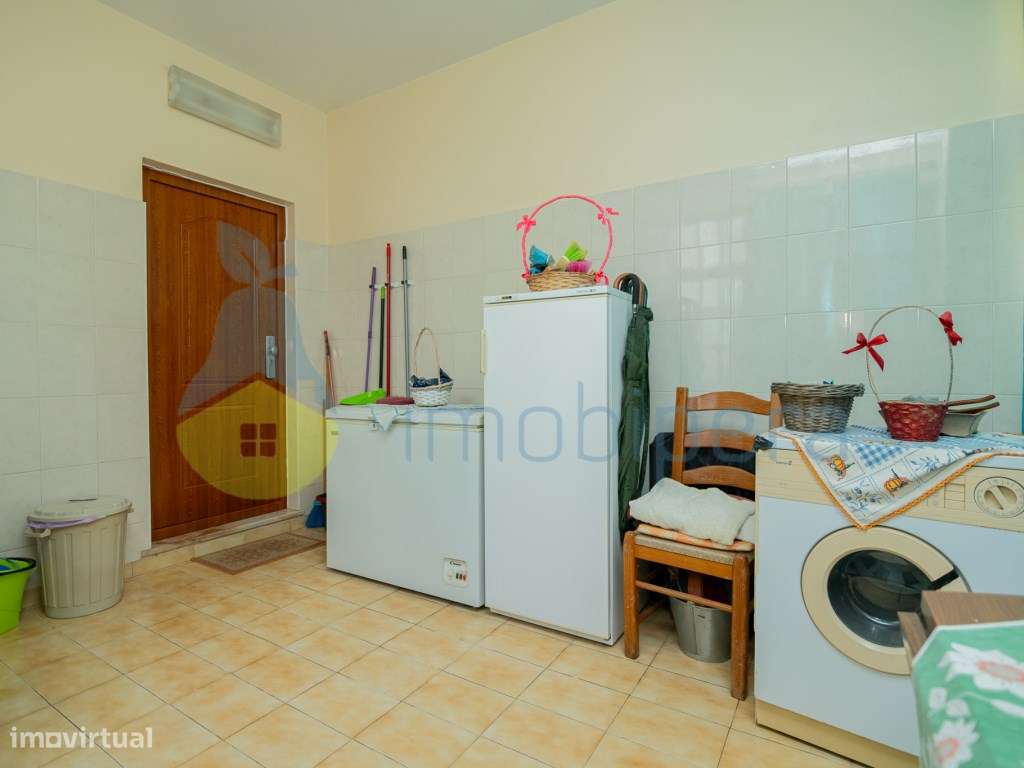 NAO PERCA ESTA GRANDE OPORTUNIDADE! FABULOSA MORADIA V3 DE GRANDES ...-18