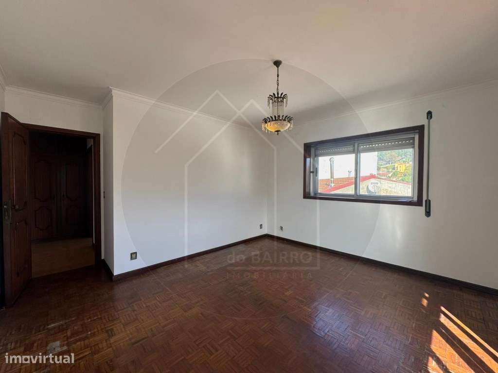 Apartamento T3 com 150m², Varanda e Excelente Exposição Solar - Oli...-13