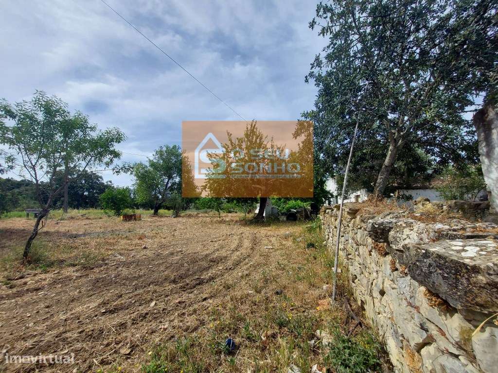 Casa Antiga para recuperar perto de São Brás de Alportel-19