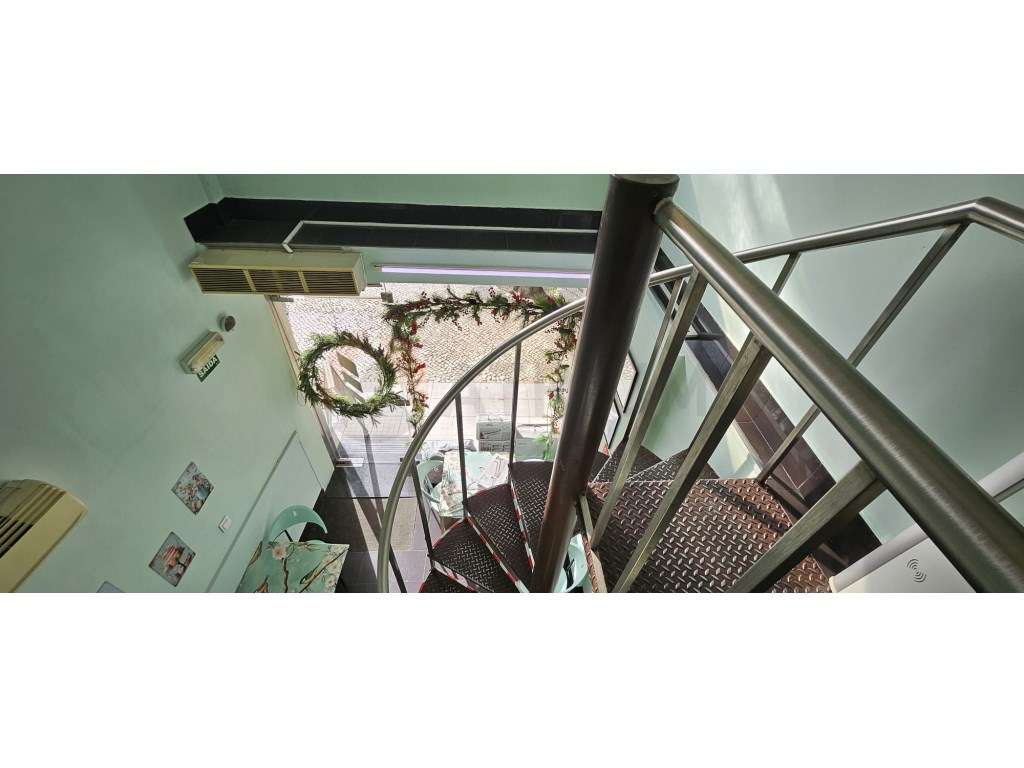 Oportunidade imperdível para adquirir um Café Boutique totalmente e...-9