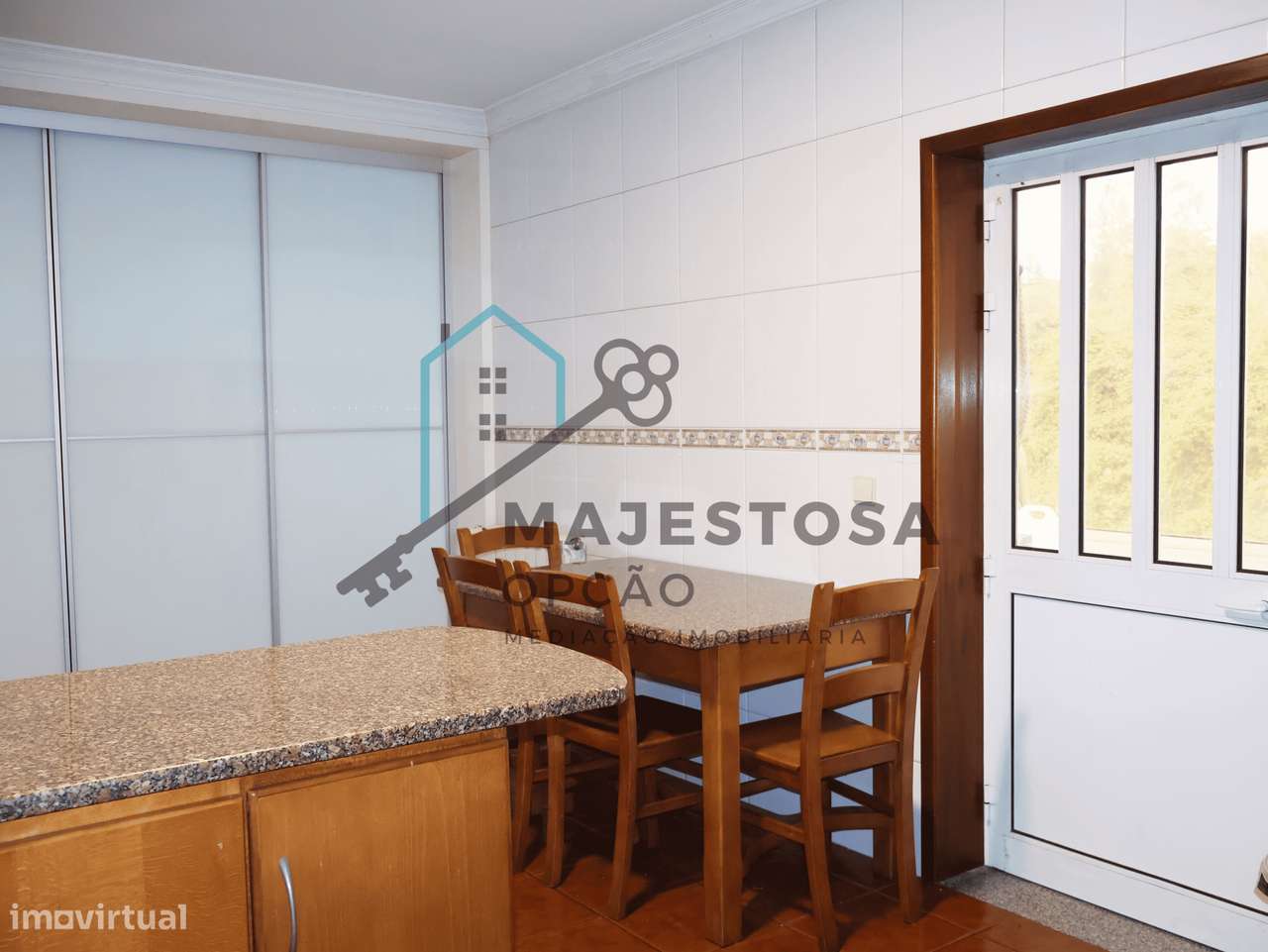 Andar Moradia T3 com Terraço Único — Priscos-16