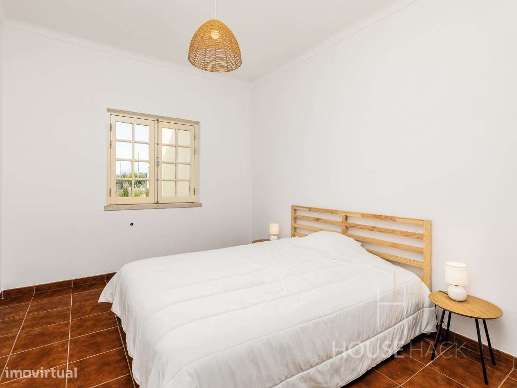 Moradia com piscina junto à Barragem de Castelo de Bode-20