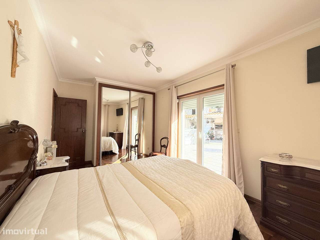 Moradia T3 | Terraço | Box 4 Carros | Varanda | Jovim | Exclusivo-22