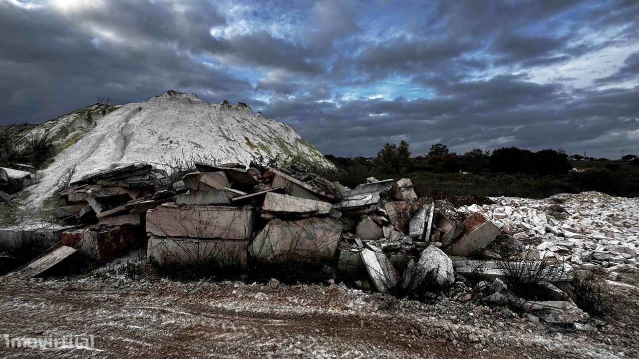 Terreno rústico em Paul com 14250m2 - Grande imagem: 2/40