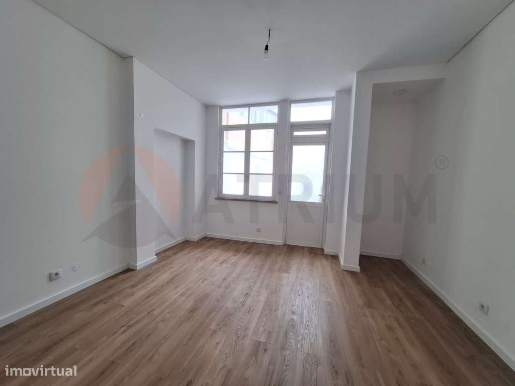 Apresento-lhe este magnífico apartamento, localizado no coração de ...-5