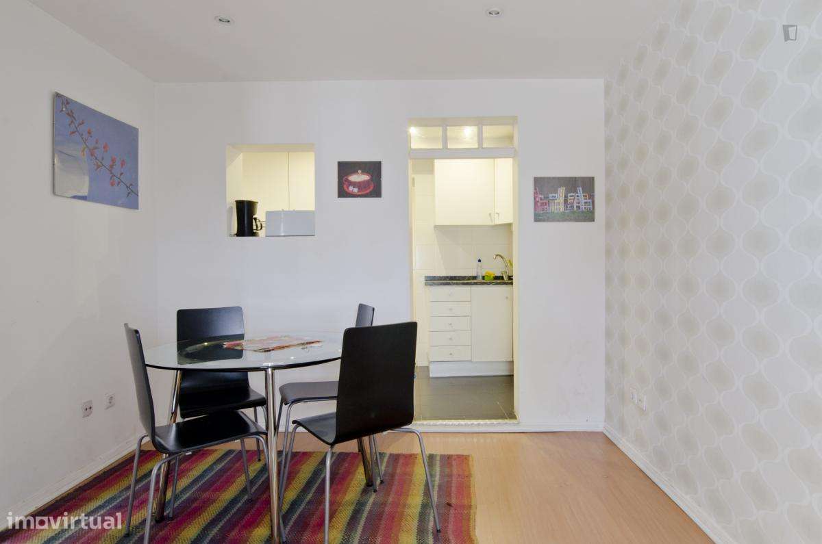 Apartamento com 1 quartos - localizado em Bairro Alto Lisbon - Grande imagem: 2/10