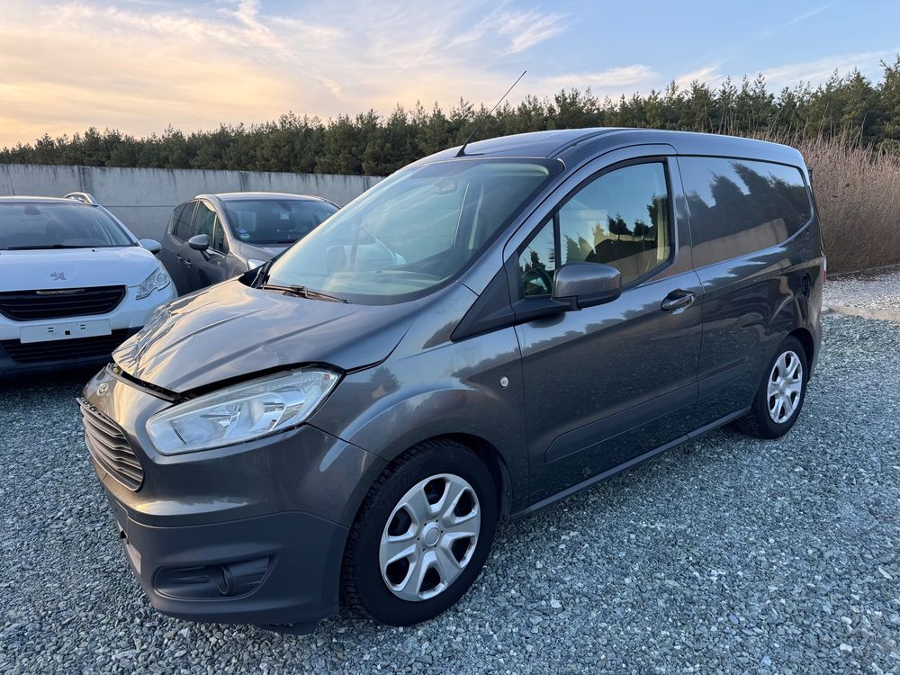 Ford Transit Courier 2014