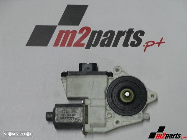 Motor elevador Esquerdo/Frente Seminovo/ Original BMW X3 (E83) 67626925963 - 2