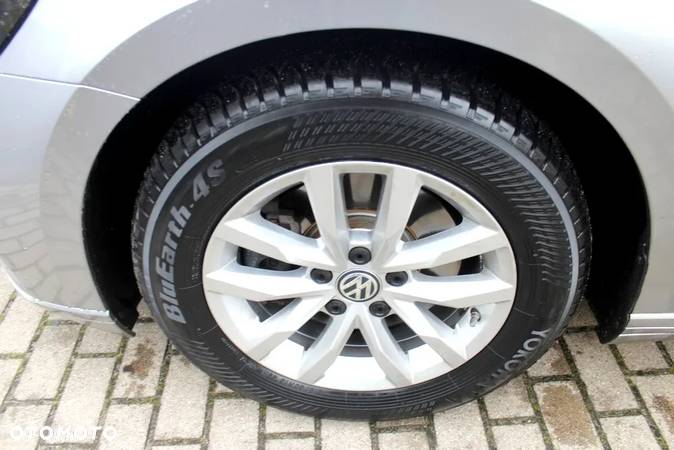 Volkswagen Passat Variant 2.0 TDI SCR DSG Business - 18