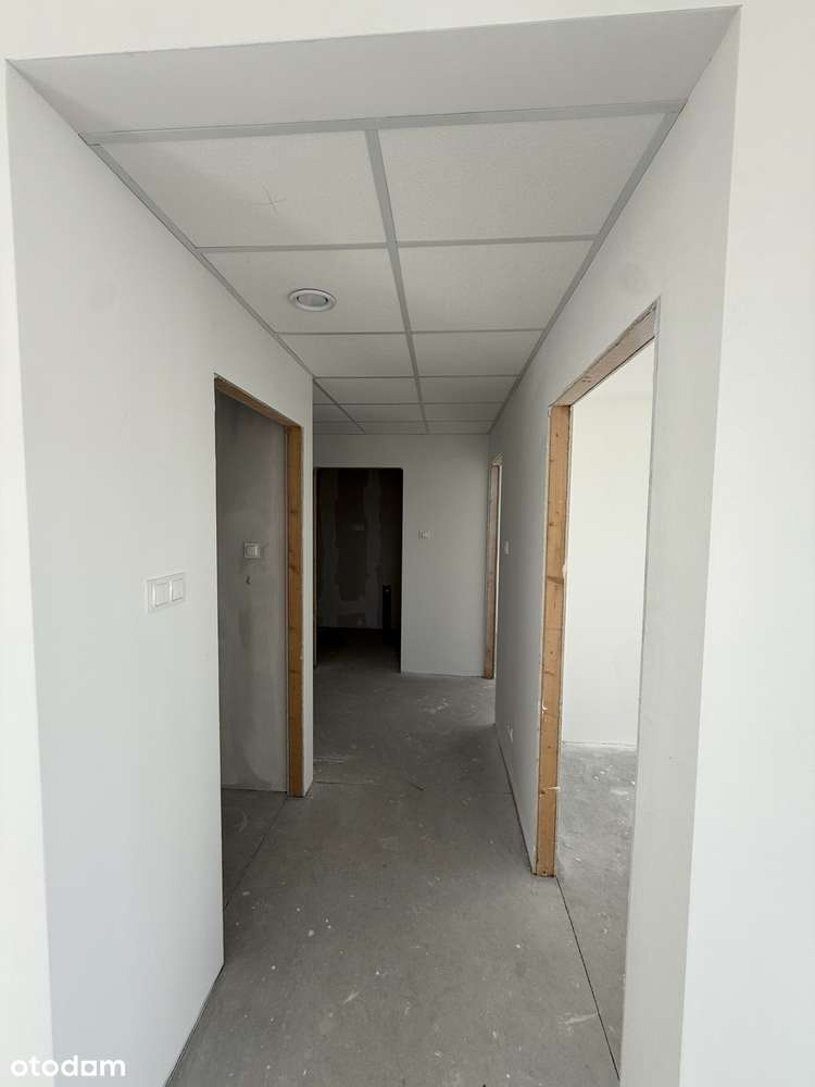 Nowoczesne 3-pokojowe mieszkanie z balkonem i cudownym widokiem-4