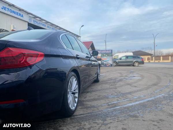 BMW Seria 5 520d Aut. Luxury Line - 4