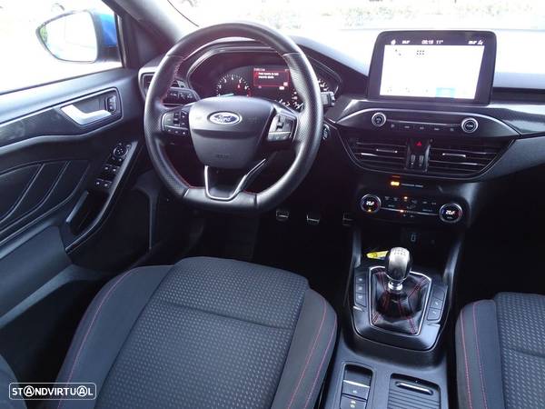 Ford Focus 1.0 EcoBoost MHEV ST-Line - 10