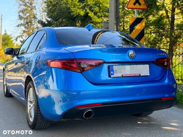 Alfa Romeo Giulia 2.0 Turbo - 7