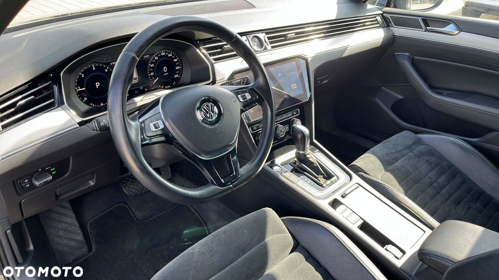 Volkswagen Passat 2.0 TDI Bi-Turbo BMT 4Mot Highline DSG - 11