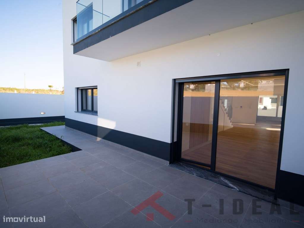 Moradia T4 nova próxima da Lourinhã e das praias-49