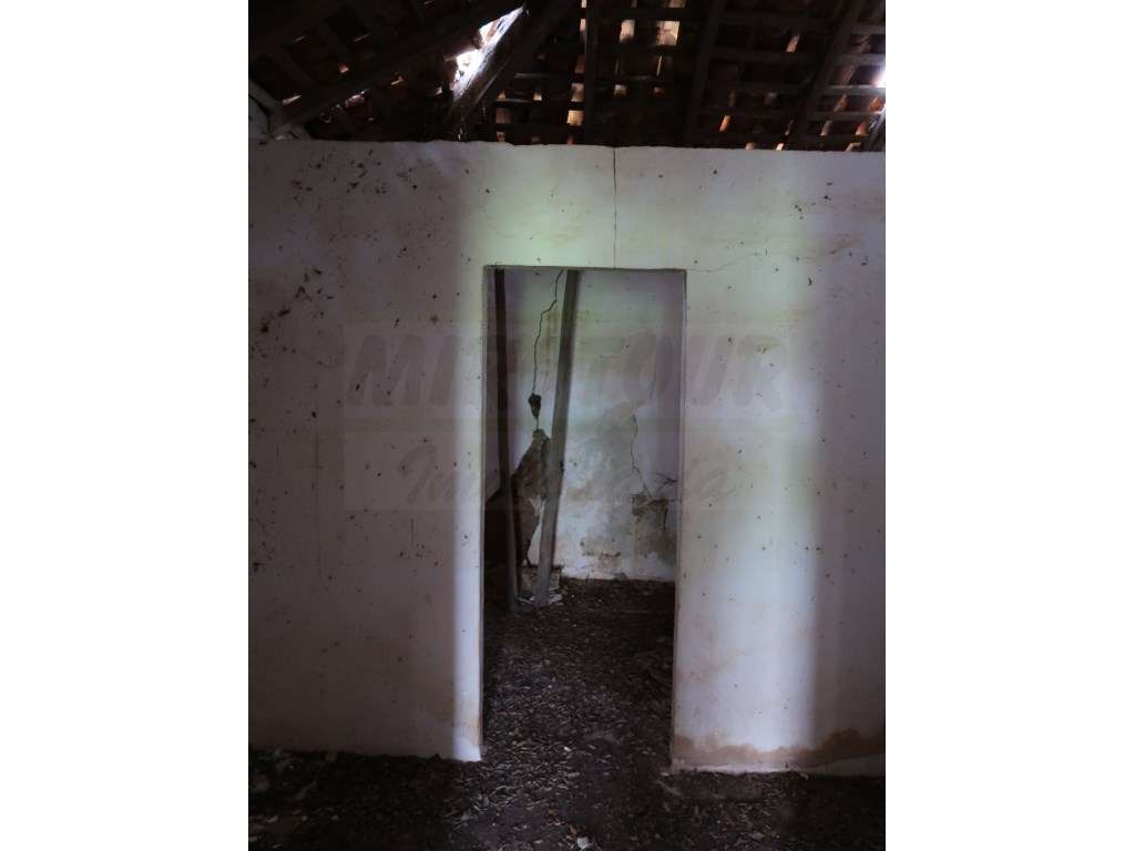 Quinta em excelente localização-16