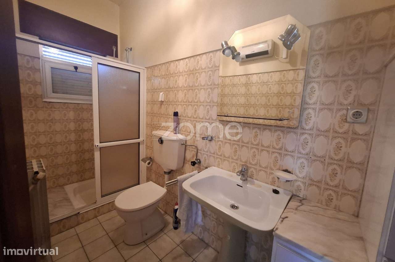 Espetacular Moradia T4 com Jardim e Garagem em Chaves-5