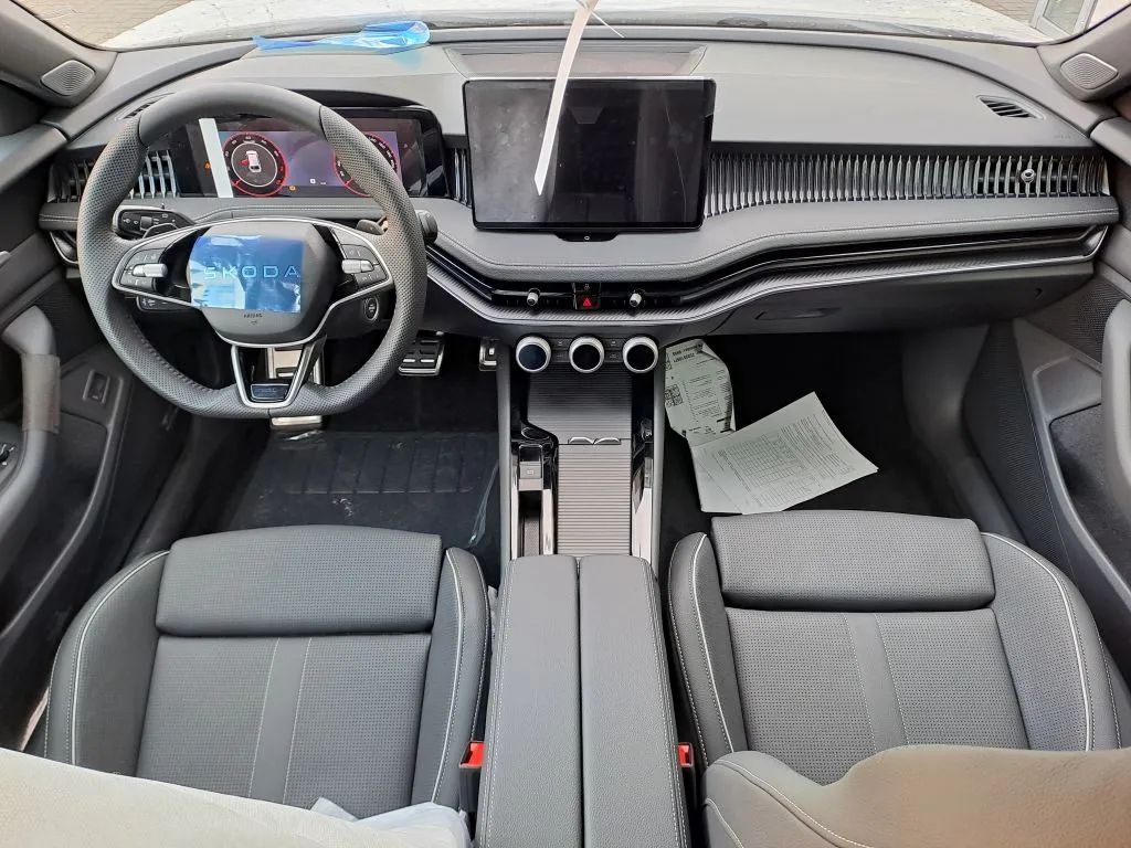 SKODA SUPERB 2.0 TSI 204KM DSG SPORTLINE, RP2025, dostępny od ręki