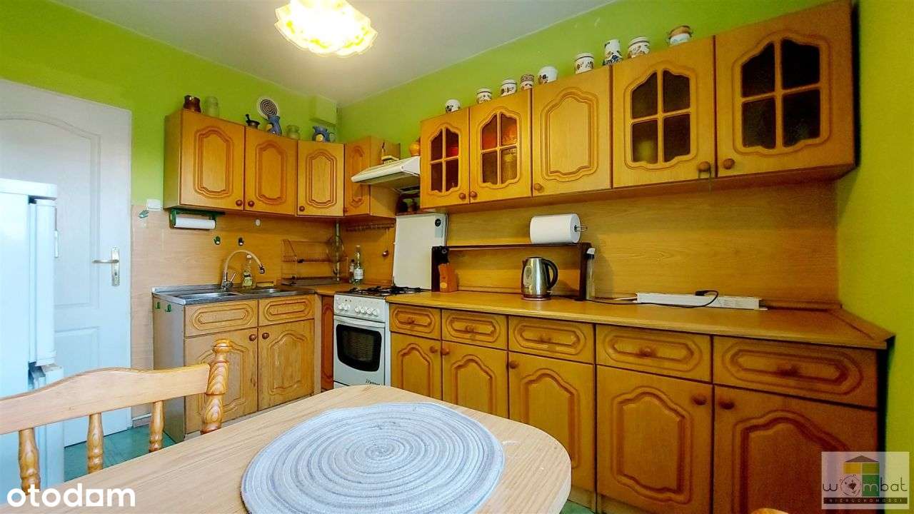 Wolnostojący dom w spokojnej lokalizacji-6