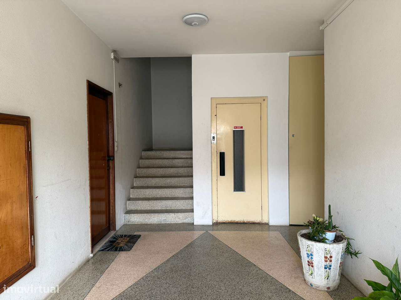 Apartamento T3 em Eixo Eirol.-17