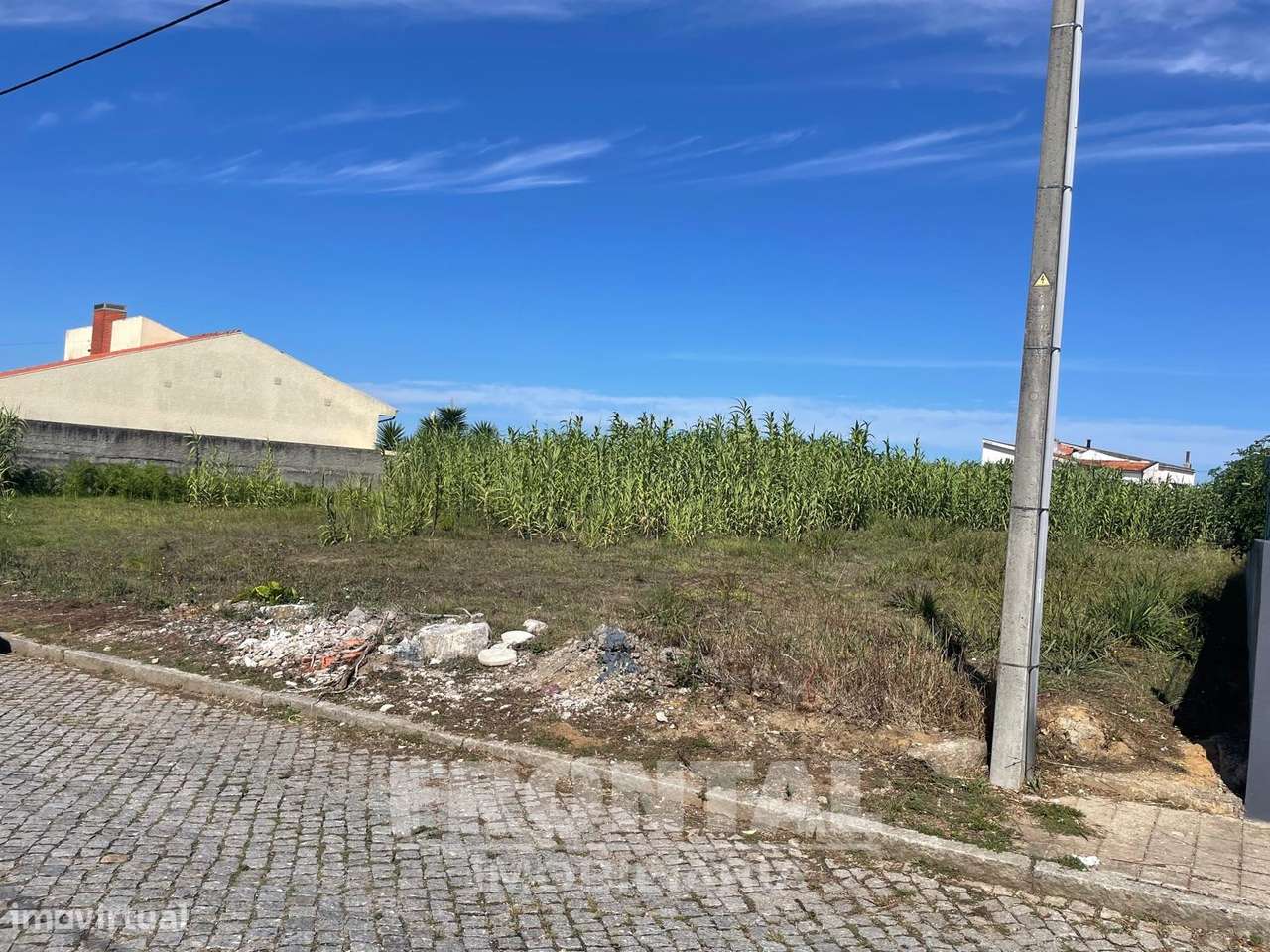 Terreno com Projeto Aprovado para Moradia T4 Geminada – Miramar/France - Grande imagem: 4/7