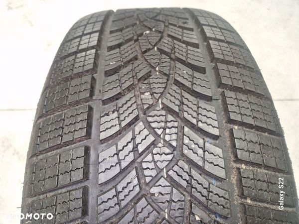 225/50/17 225/50r17 Goodyear Ultra Grip Performance G1 RSC BMW 98h - 1