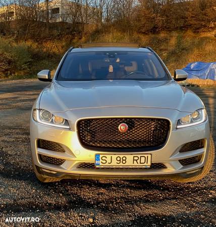 Jaguar F-Pace - 3