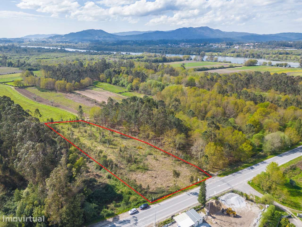 Terreno Rústico com 5000m2 em Geraz do Lima - Grande imagem: 4/18