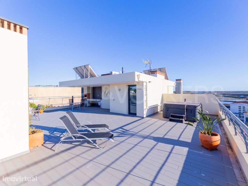 Penthouse Exclusiva T3 com Jacuzzi e Vista Mar - Tavira-28