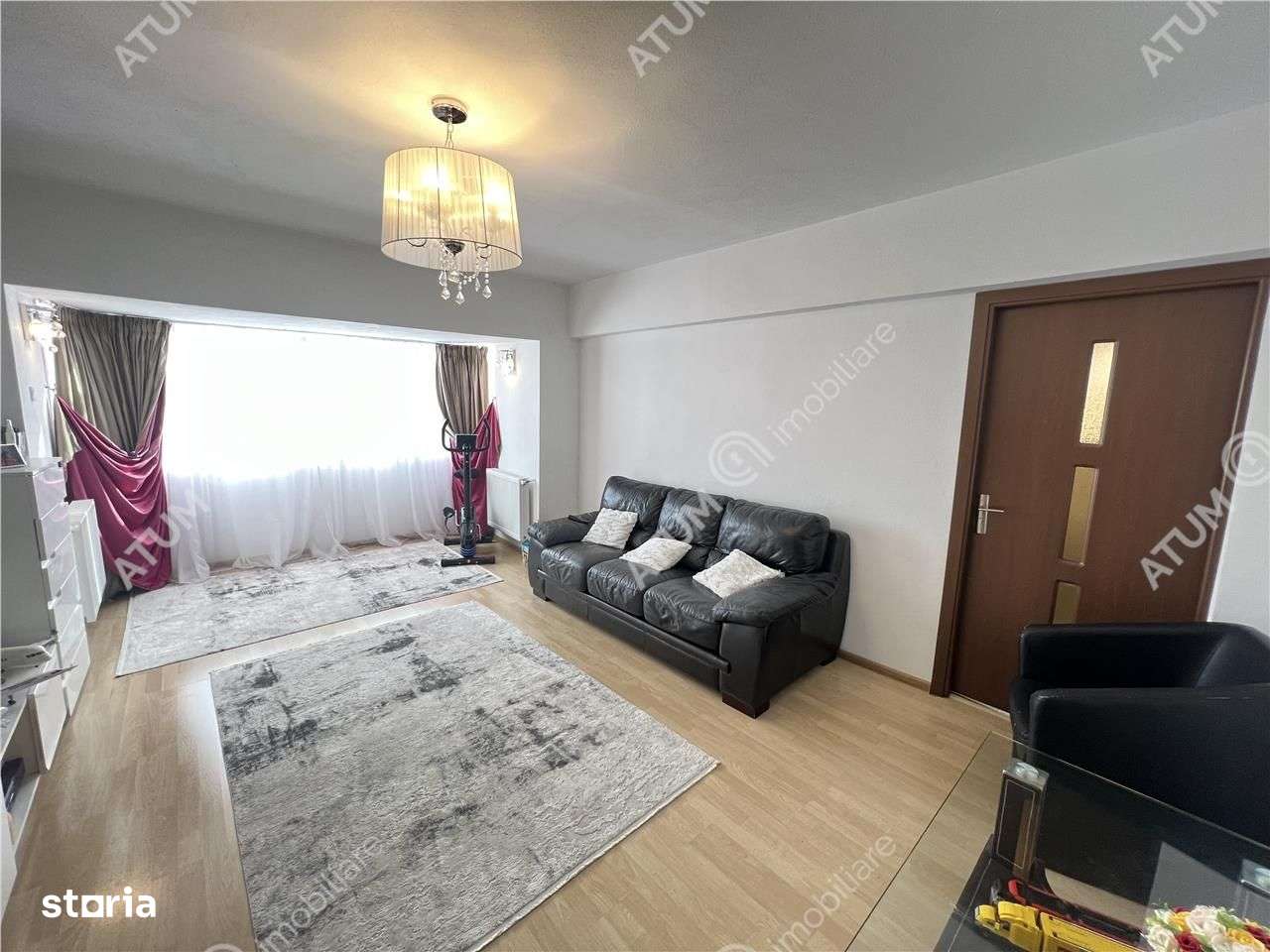 Apartament 3 camere mobilate utilate 2 bai pivnita zona Turnisor Sibiu-0