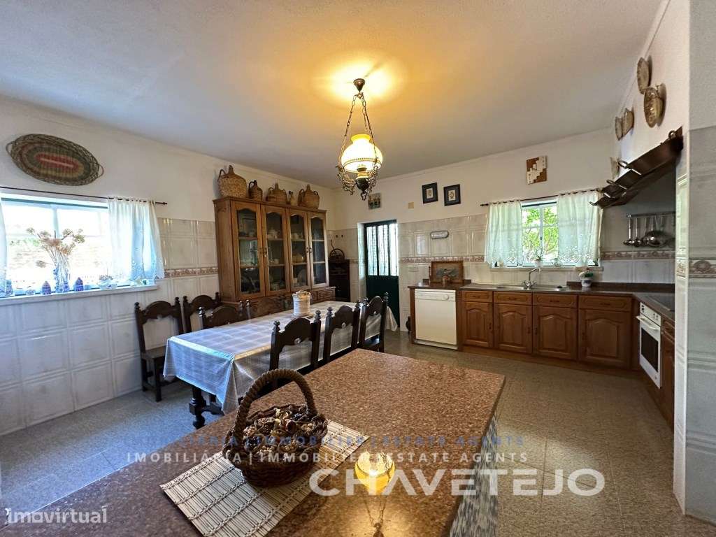 Moradia V7 com alojamento local e vistas para a Albufeira do Castel...-7