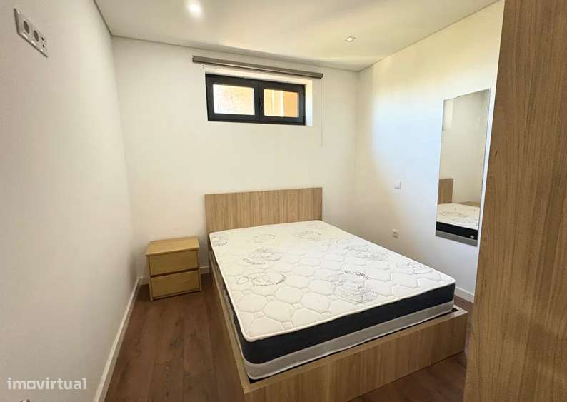 Paredes |Moradia T8 ( 4 apartamentos ) Arrendados | Para investidores - Grande imagem: 5/8