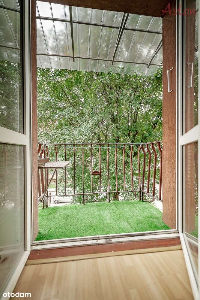 Duża kawalerka z balkonem ul. Bukowa-10