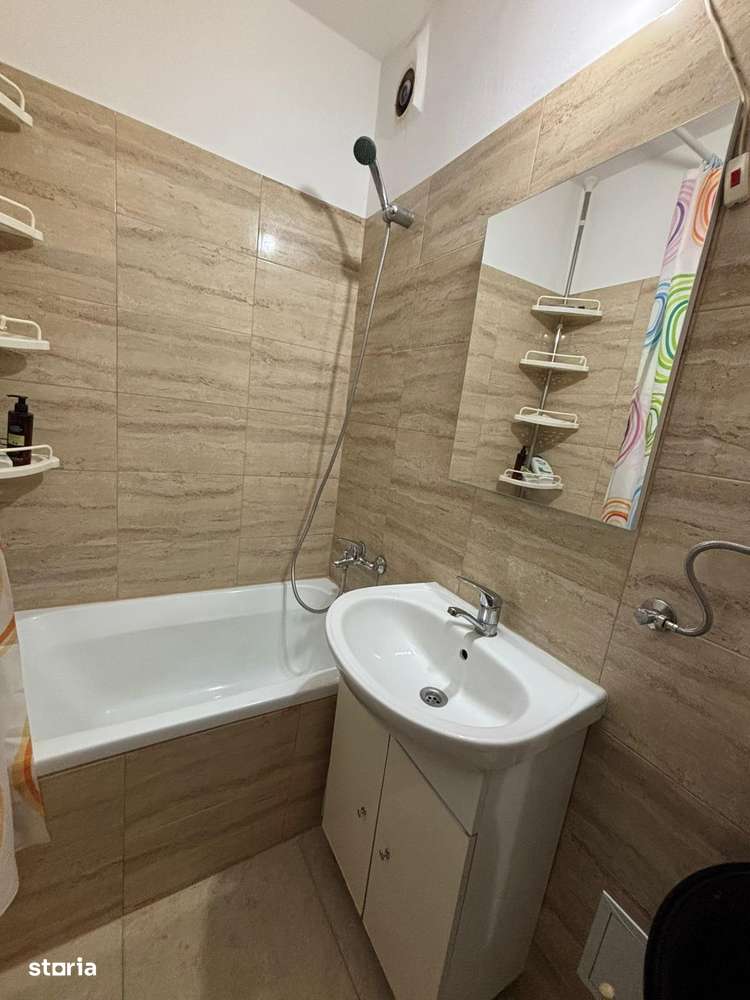 Apartament 2 camere in zona Grivitei,semidecomandat, mobilat si utilat - Imagine principală: 4/14