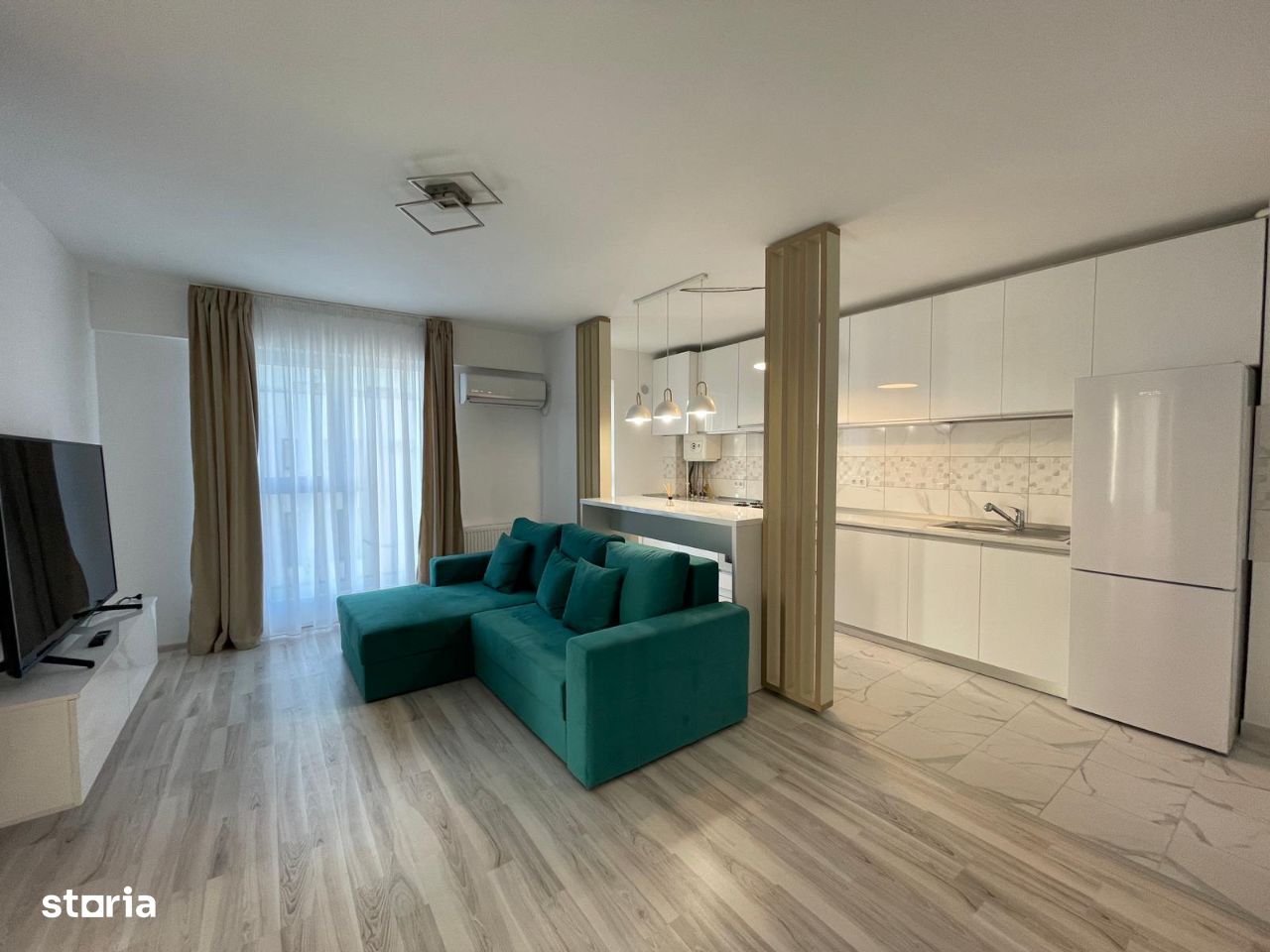 Apartament NOU cu 3 camere. Mobilat si utilat modern.