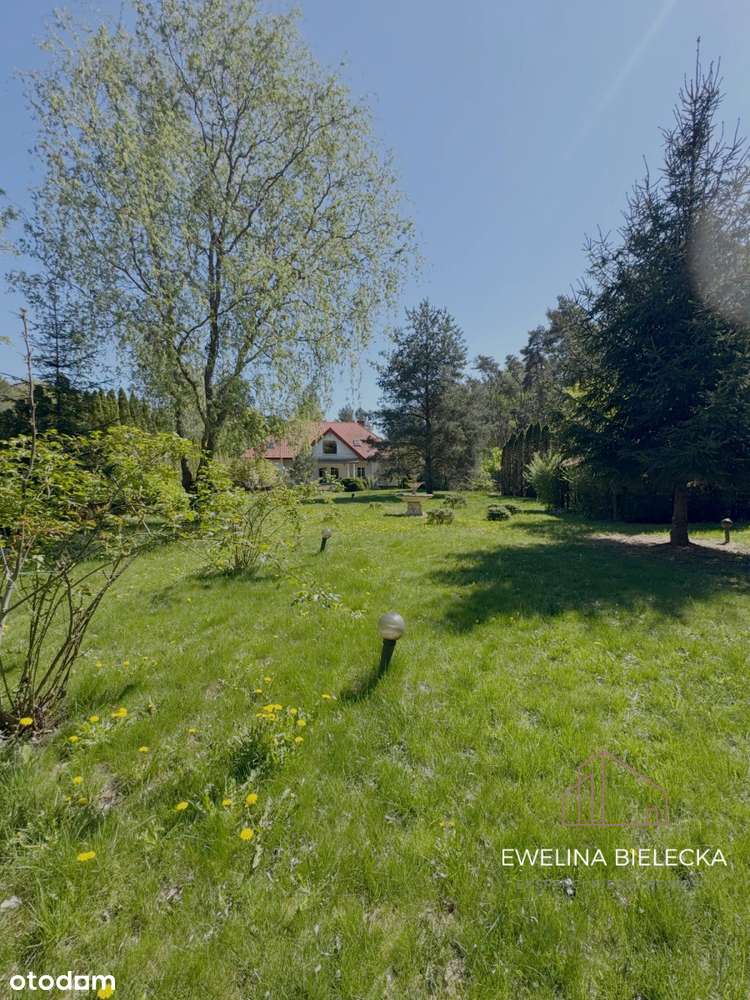 Klasyczny Rodzinny Dom W Milanówku - Pełny obrazek: 3/7