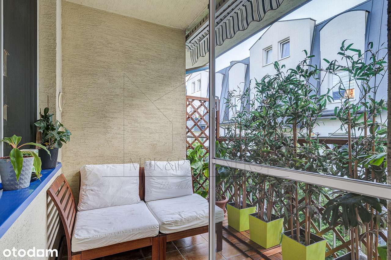 Przestronny, 3 pokojowy, dwustronny apartament na zamkniętym osiedlu!-17