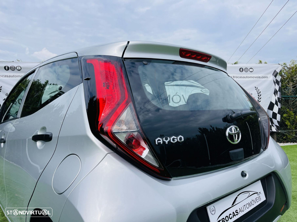 Toyota Aygo 1.0 X-Play+X-Touch - 18