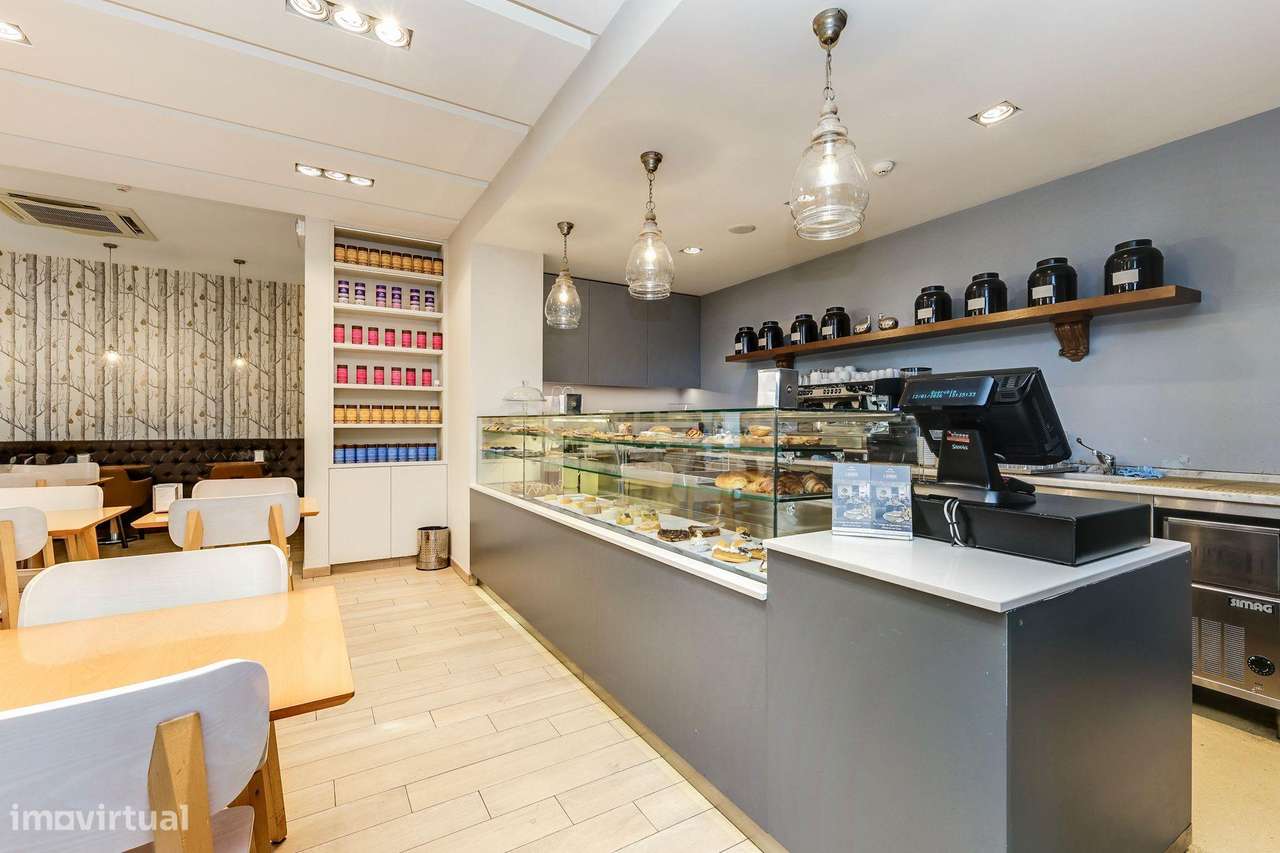 Trespasse de Dois Espaços Distintos: Pastelaria e Restaurante – Parqu - Grande imagem: 3/52