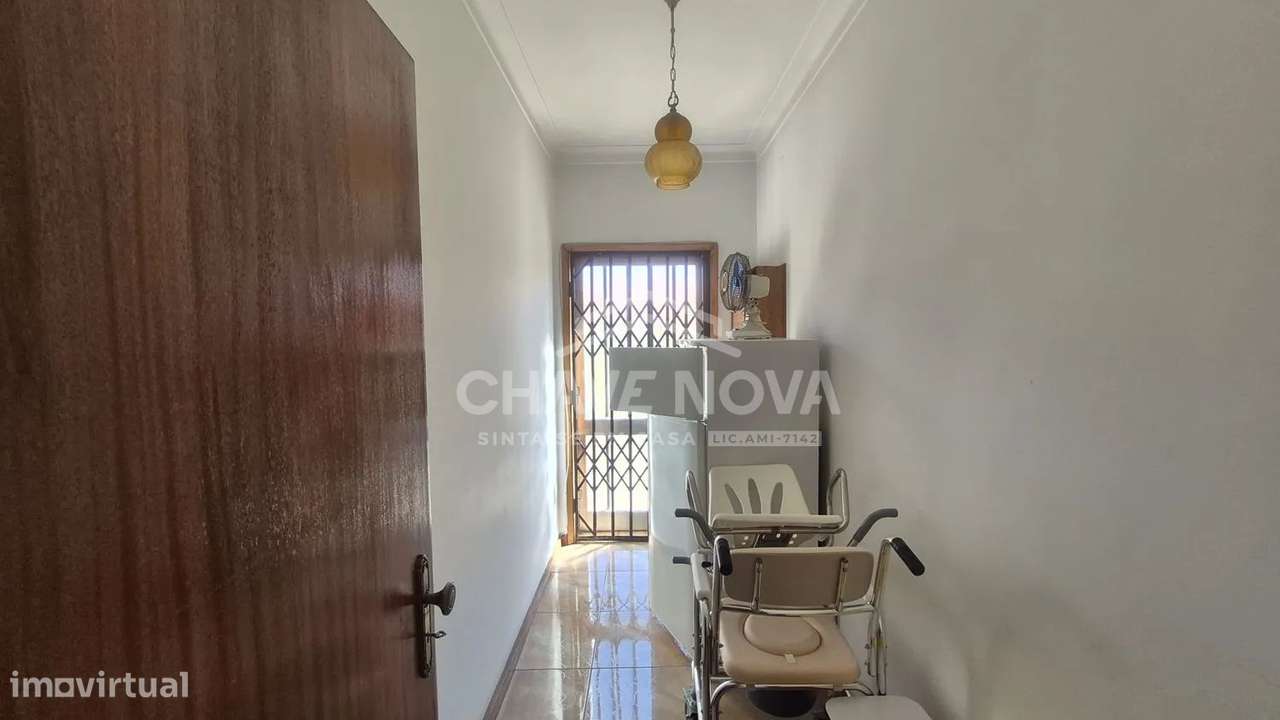 Andar Moradia T3 c/garagem e Terraço em Valadares-14