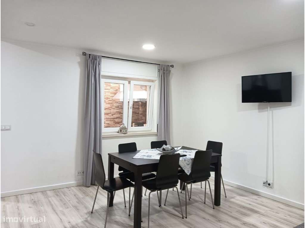 Apartamento T2 - Corredoura - Grande imagem: 2/19