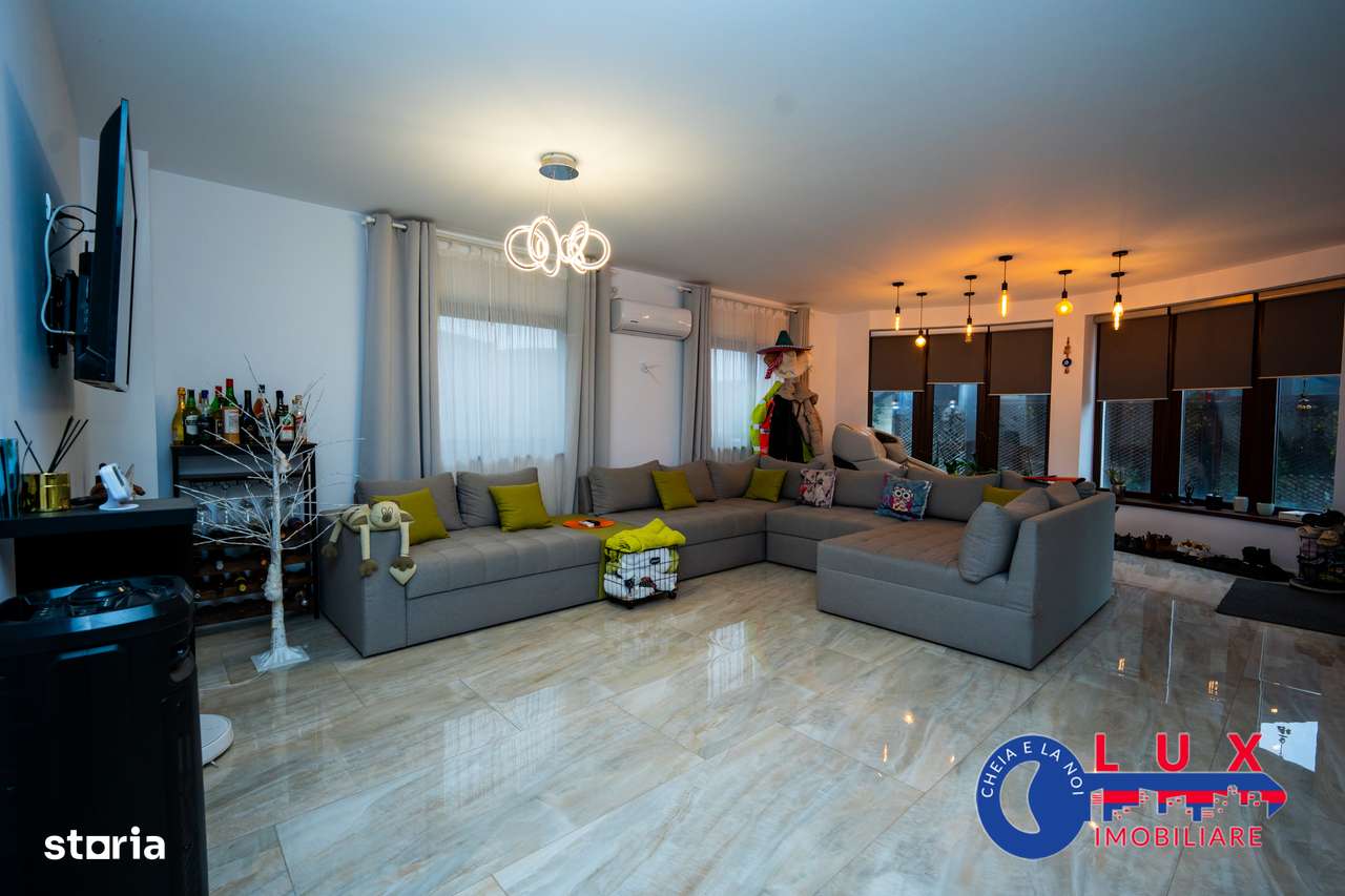 ID 6737 EXCLUSIVITATE - DE VÂNZARE - Vilă P+E+M-3