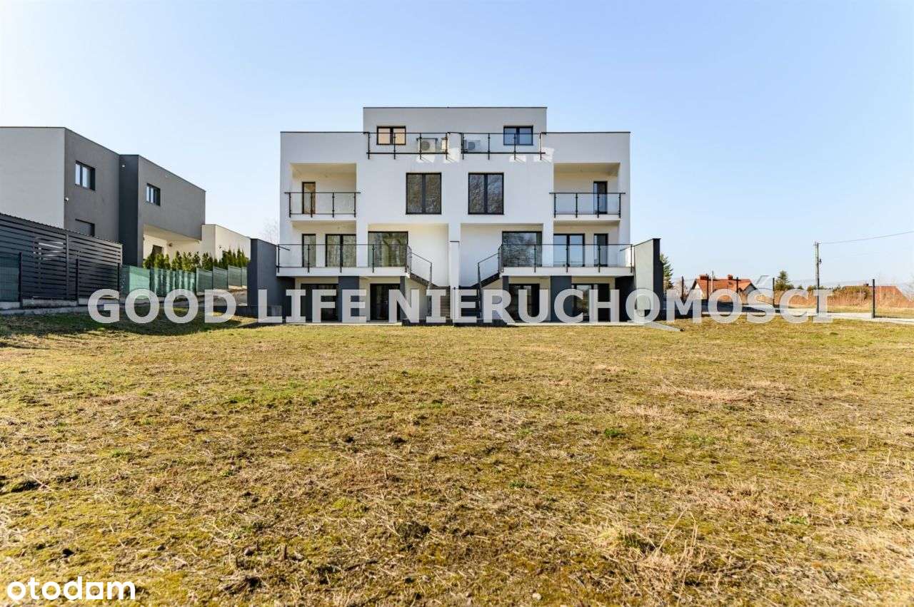 Przestronne Bliźniaki 345,94 M2 / Św. Marcina-0